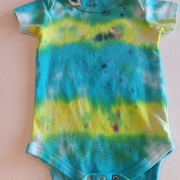 Hand Crafted Other - Tie Dye Baby Body Suit With 3 Snap Crotch Blue Yellow Green Size 12-18 Months